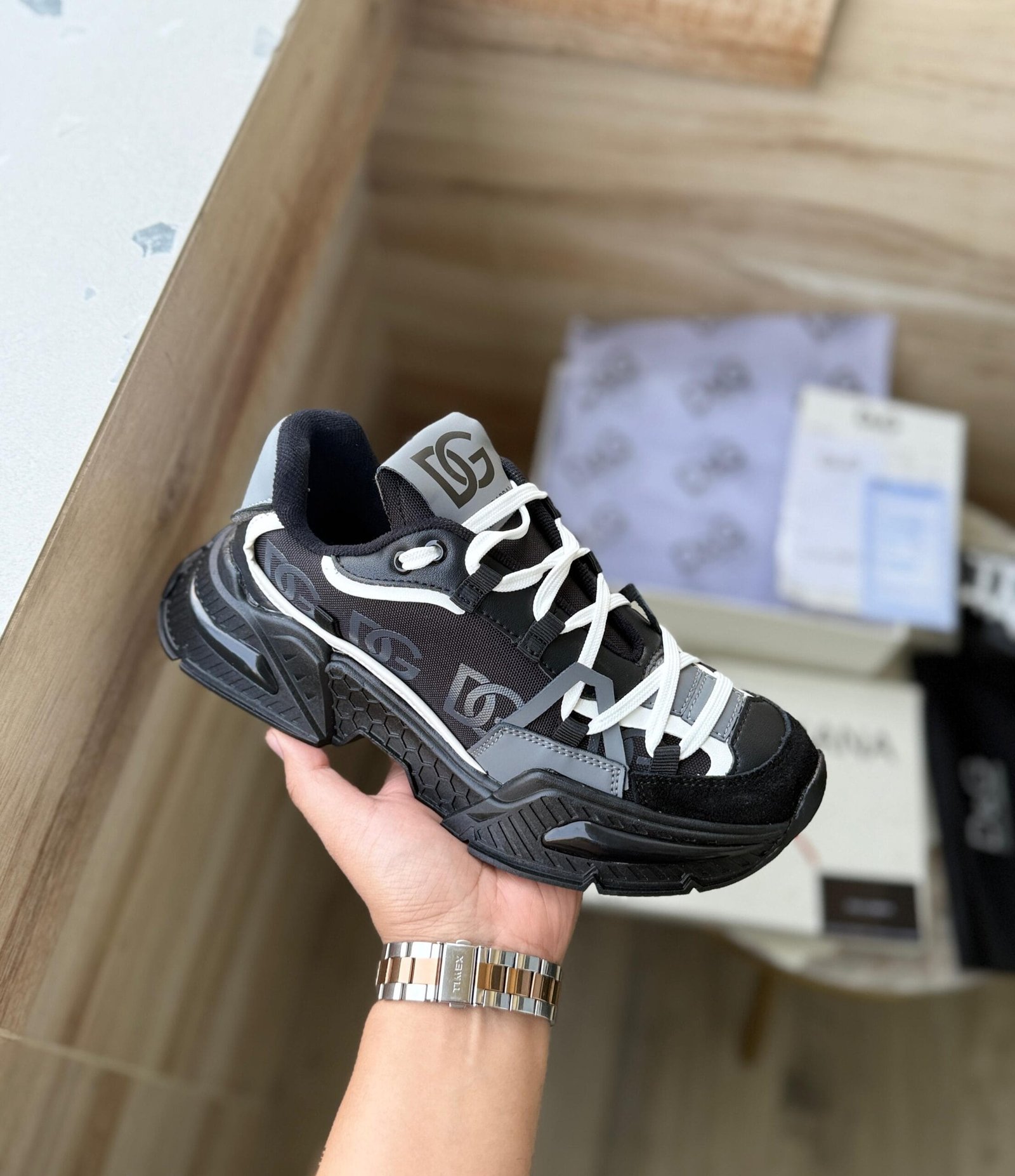 Luxury Shoes Imported On Sale 2 Colors