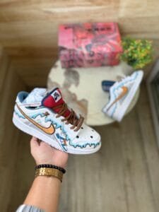 Dunk Snowman Sneakers Limited Stock