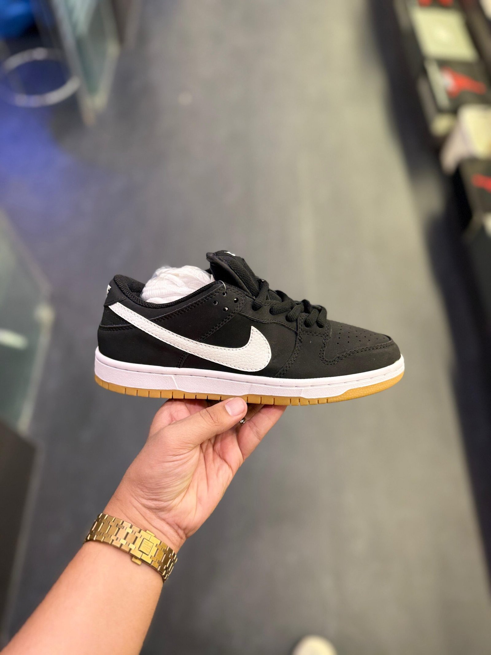 Sb Dunk Low Fog Black Gum Sneakers (3)
