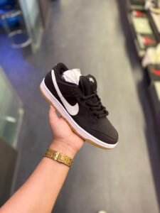 Sb Dunk Low Fog Black Gum Sneakers (4)
