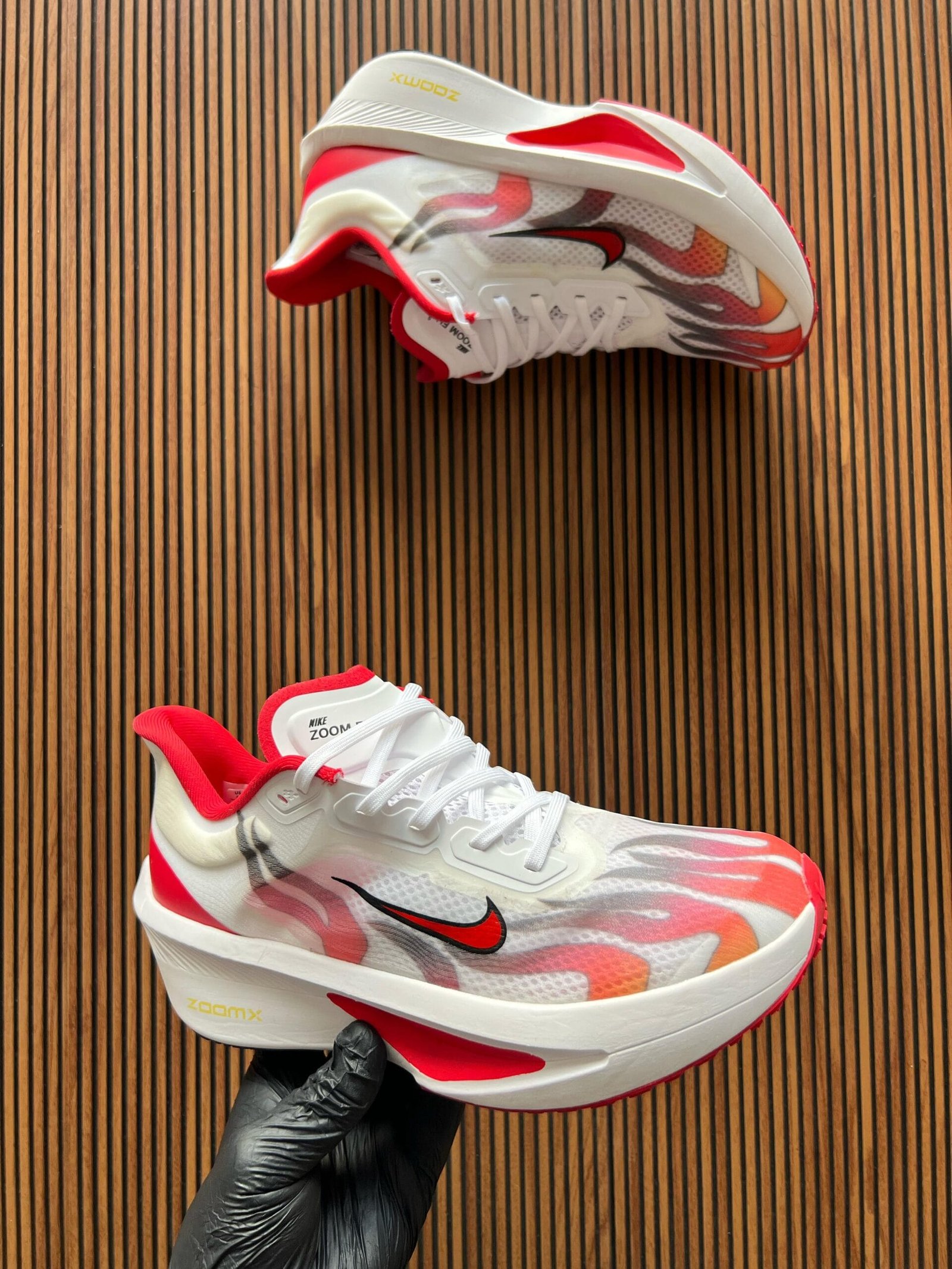 Zoom Fly 6 Premium Sneakers For Boys (2)