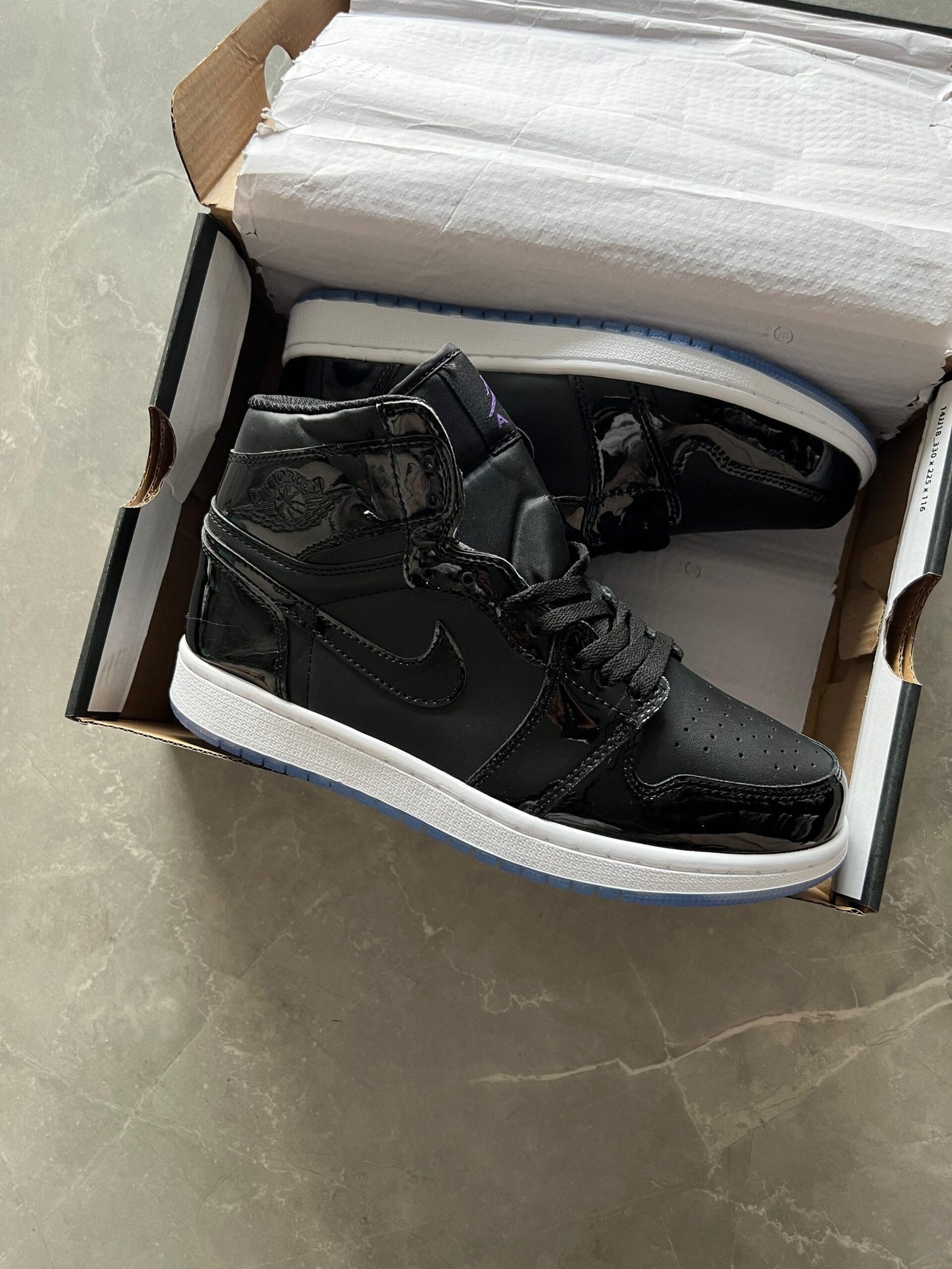 Retro One Mid Space Jam Sneakers On Sale (2)