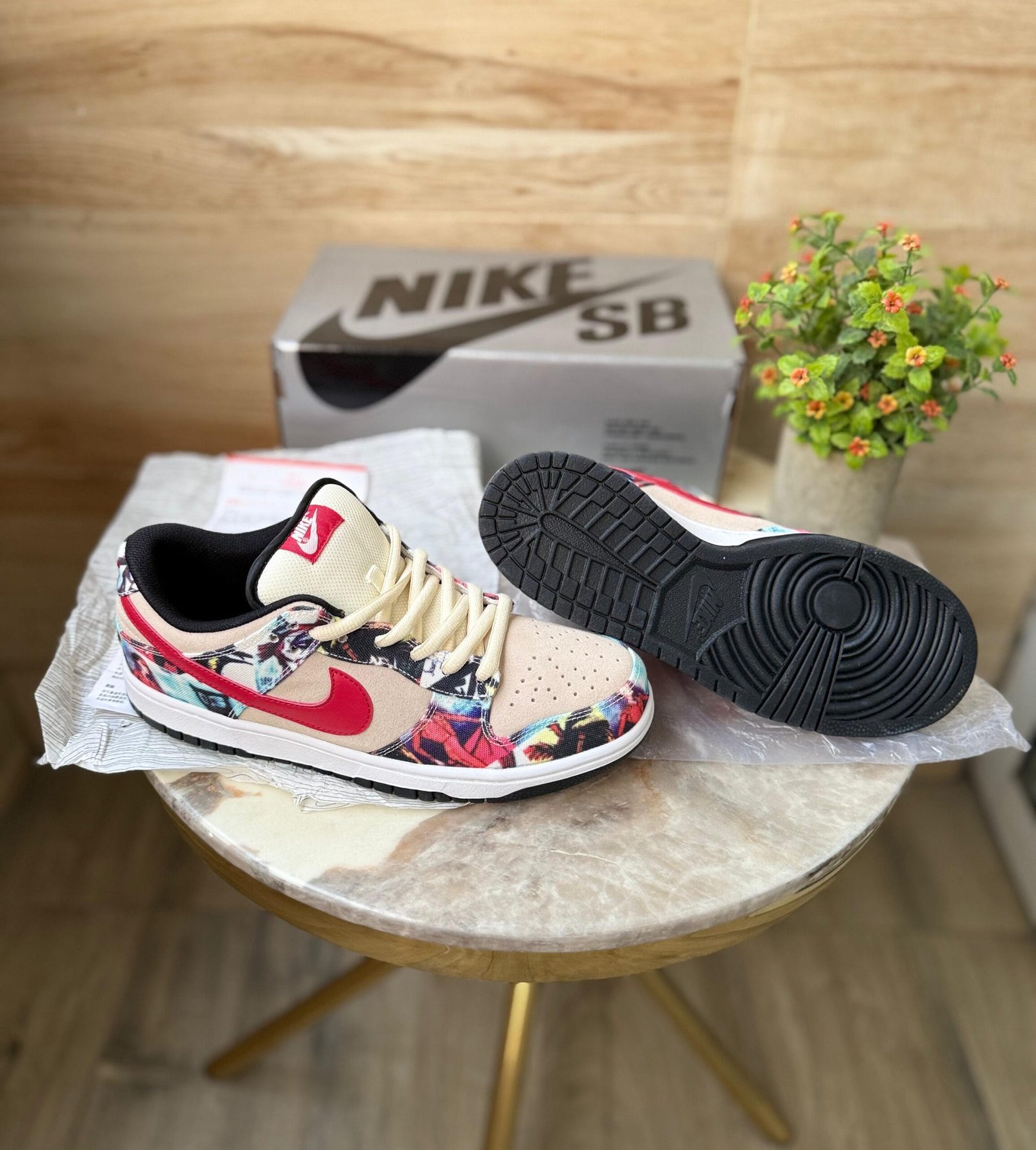 Sb Dunk Low Paris Sneakers Semi Ua Quality (3) Sb Dunk Low Paris Sneakers Semi Ua Quality (3)