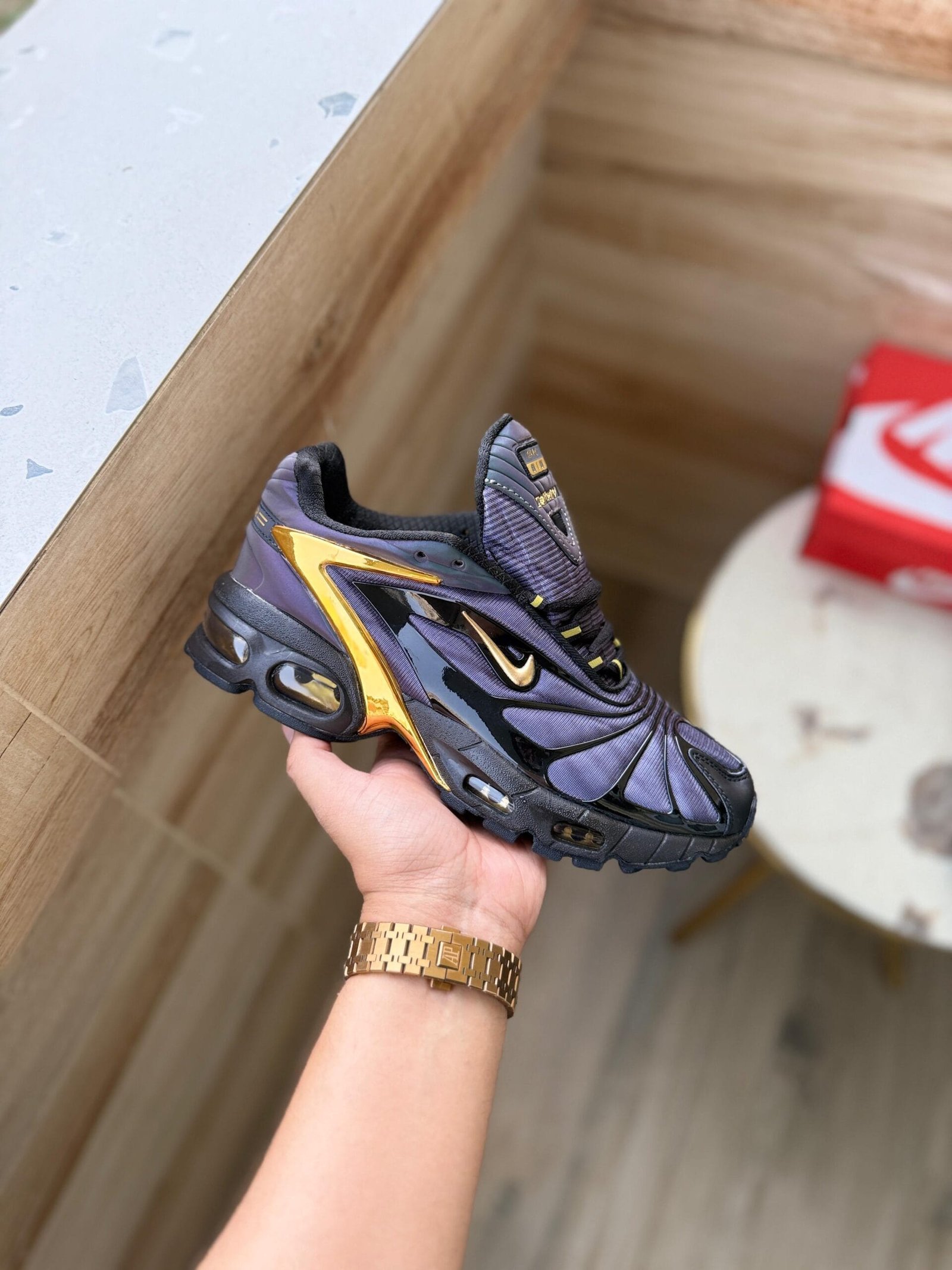 Tailwind Tn Plus Sneakers On Sale For Boys (1) Tailwind Tn Plus Sneakers On Sale For Boys (1)