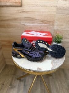 Tailwind Tn Plus Sneakers On Sale For Boys (2)