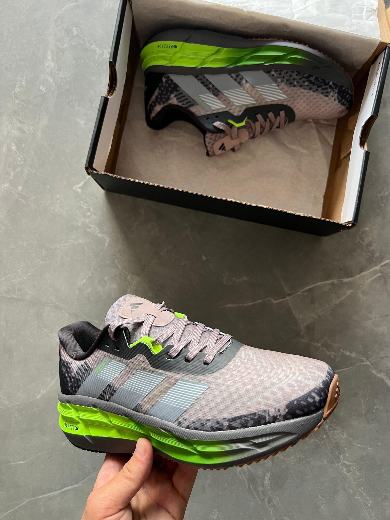 Adistar 3.0 Boys Sneaker In Stock 3 Colors (2) Adistar 3.0 Boys Sneaker In Stock 3 Colors (2)