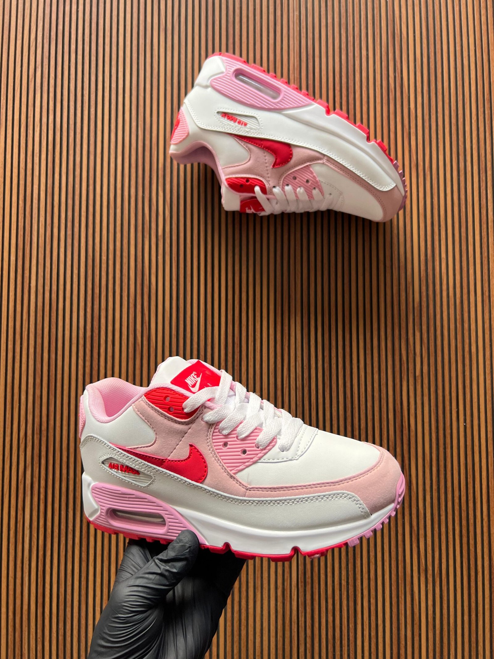 Airmax 90 Valentine Sneakers For Girls (2) Airmax 90 Valentine Sneakers For Girls (2)