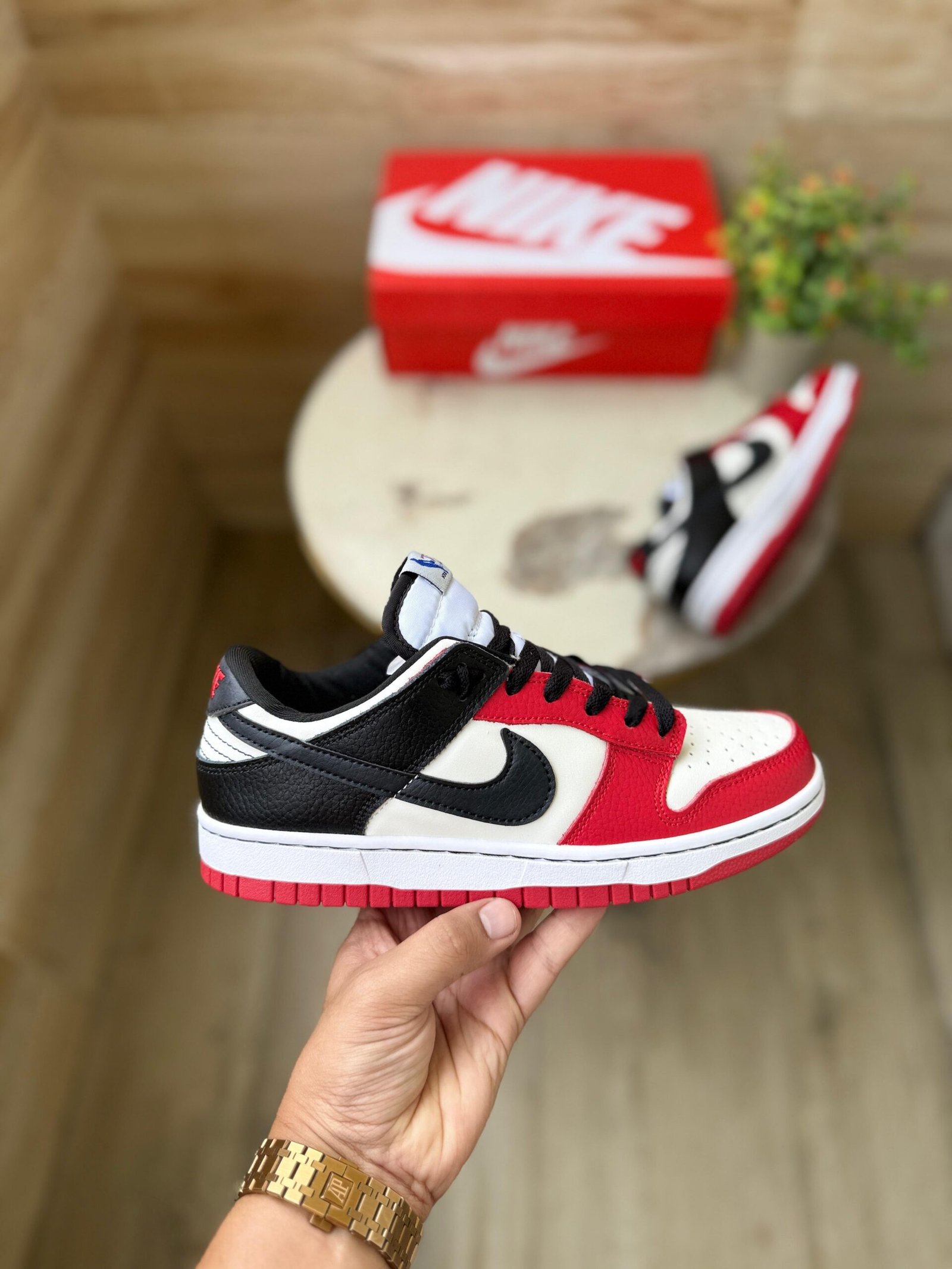 Dunk Chicago Emb Sneakers On Sale (3)