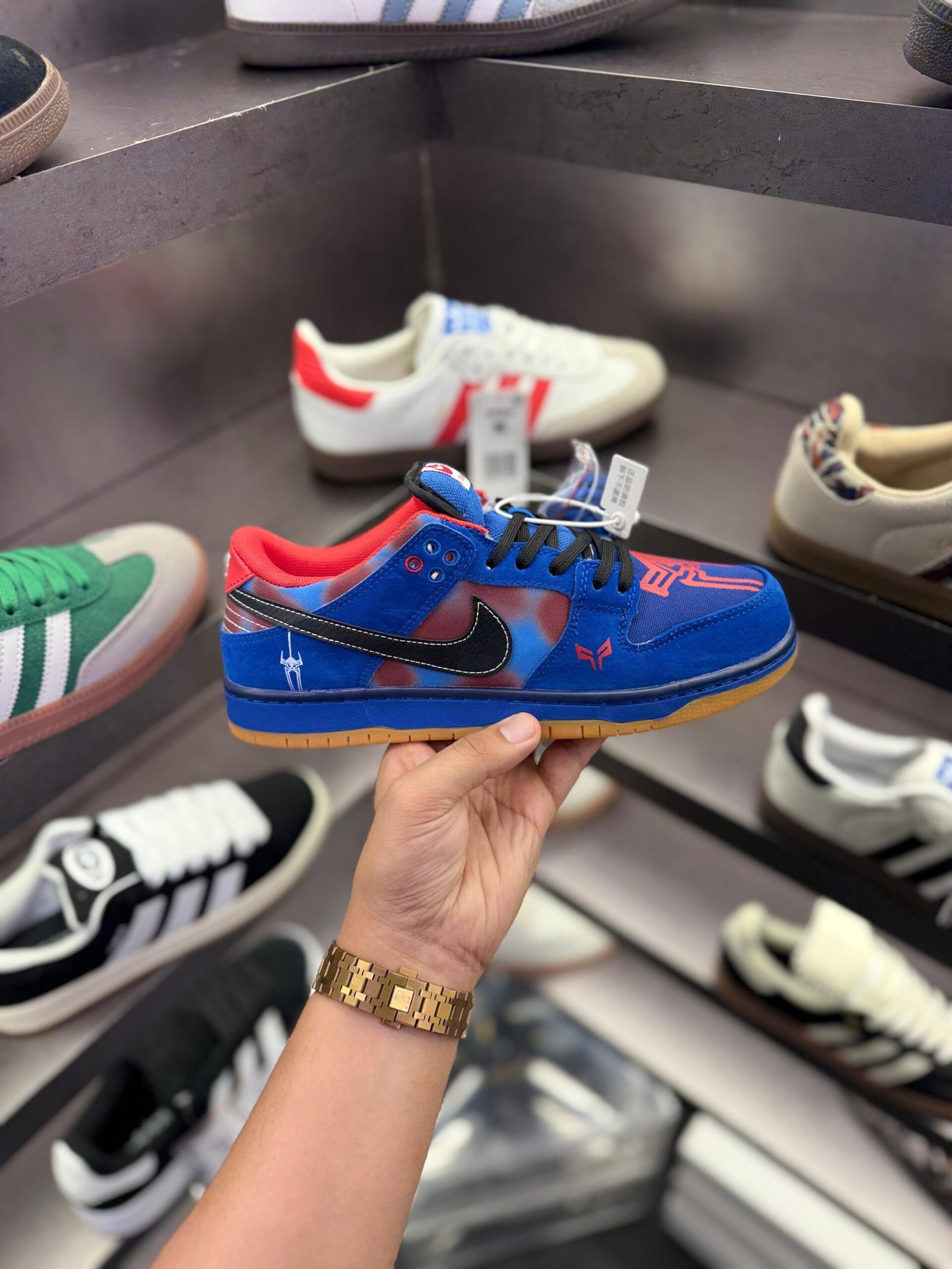 Dunk Spider-Man Sneakers Newly Launched (1)