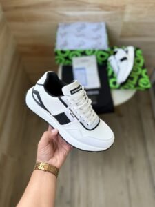 Luxury White Black Sneakers Limited Stock (1)