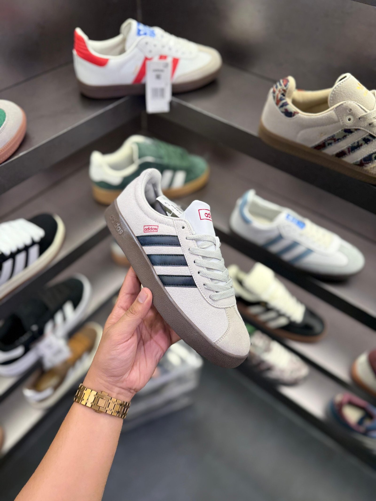 Neo Vl Court 2.0 Cream Sneakers In Stock (1)