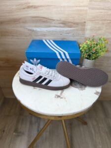 Neo Vl Court 2.0 Cream Sneakers In Stock (3)