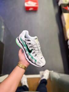 P-6000 Trainer Metallic Green Sneakers (4)