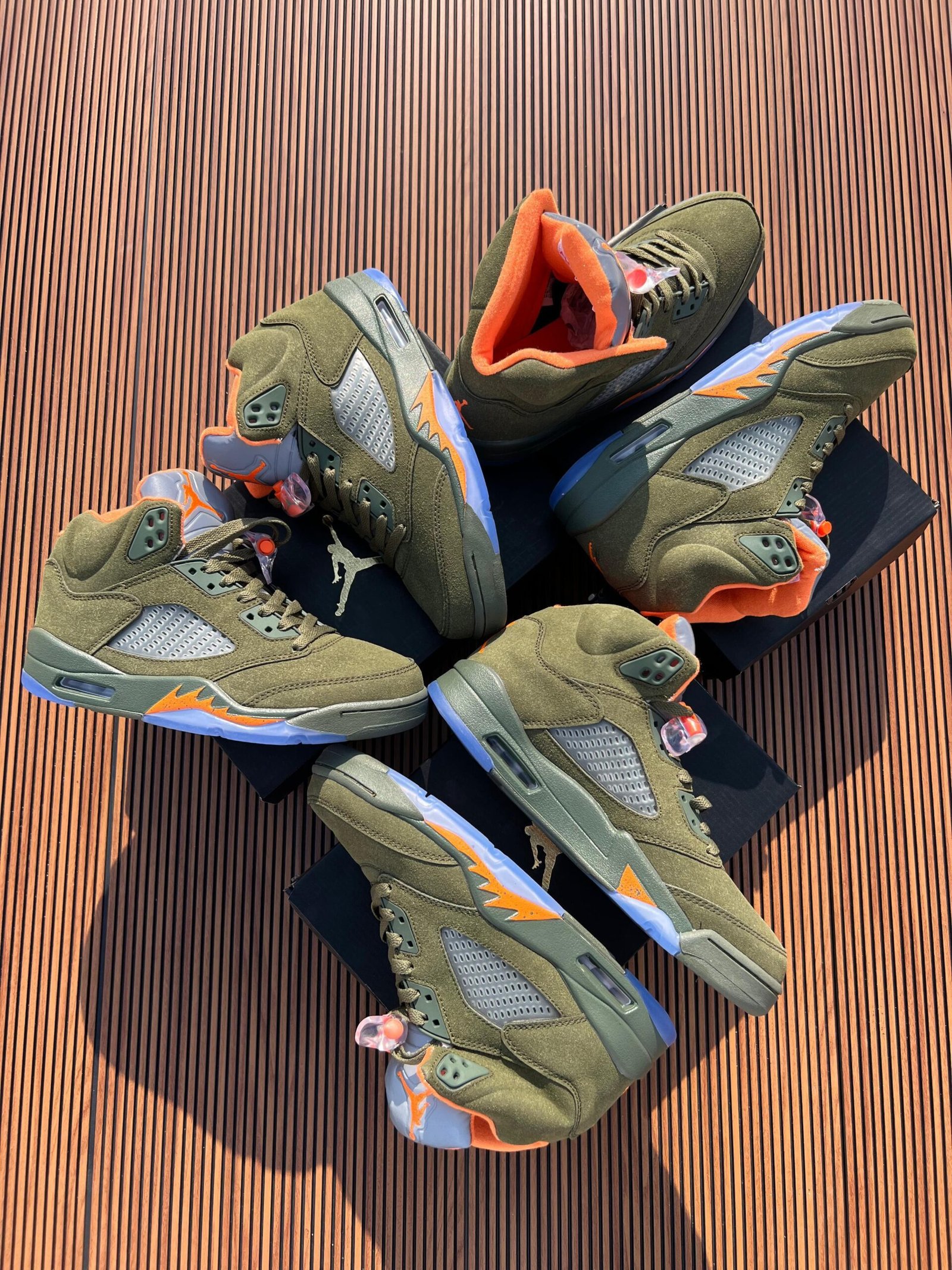 Retro 5 Olive Premium Sneakers For Boys (2)