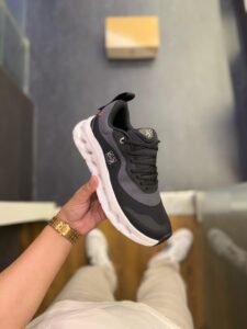 Running Cloudtilt Black White Sneakers 3 Colours (2)