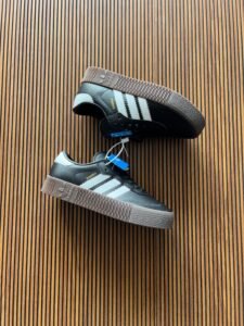 Sambarose Black Leather Sneakers For Girls (2)