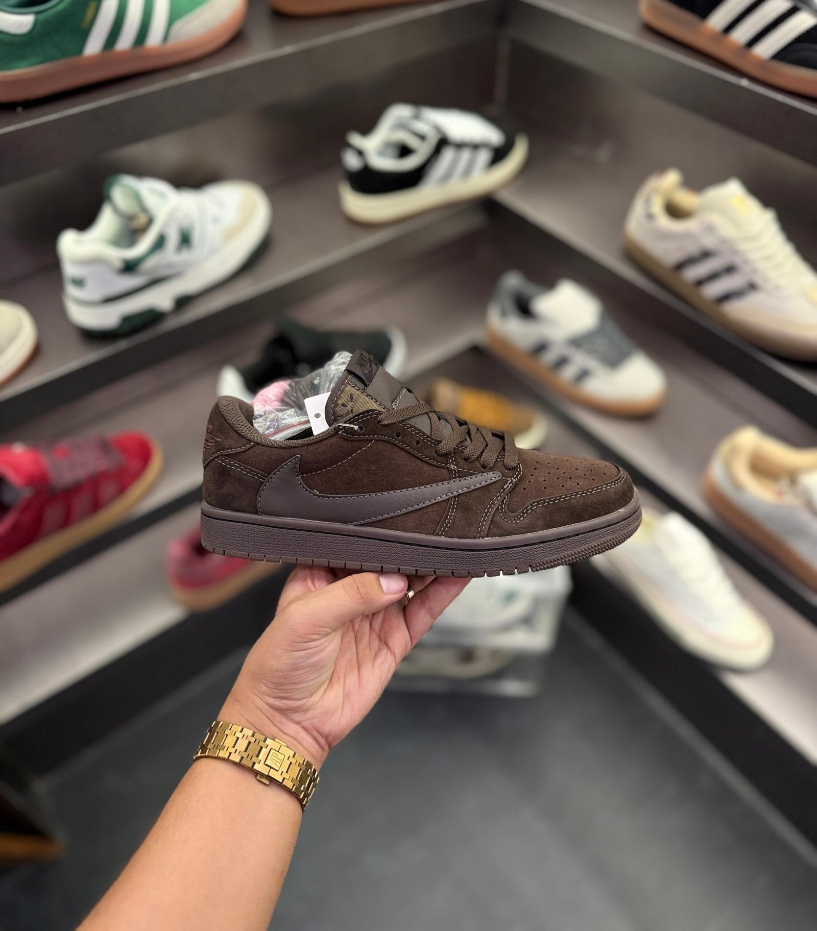 Scott 1 Low Velvet Brown Sneakers On Sale (2)