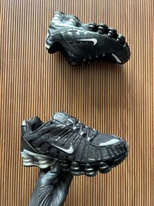 Shox Tl Sneakers In Stock 2 Colours (3)