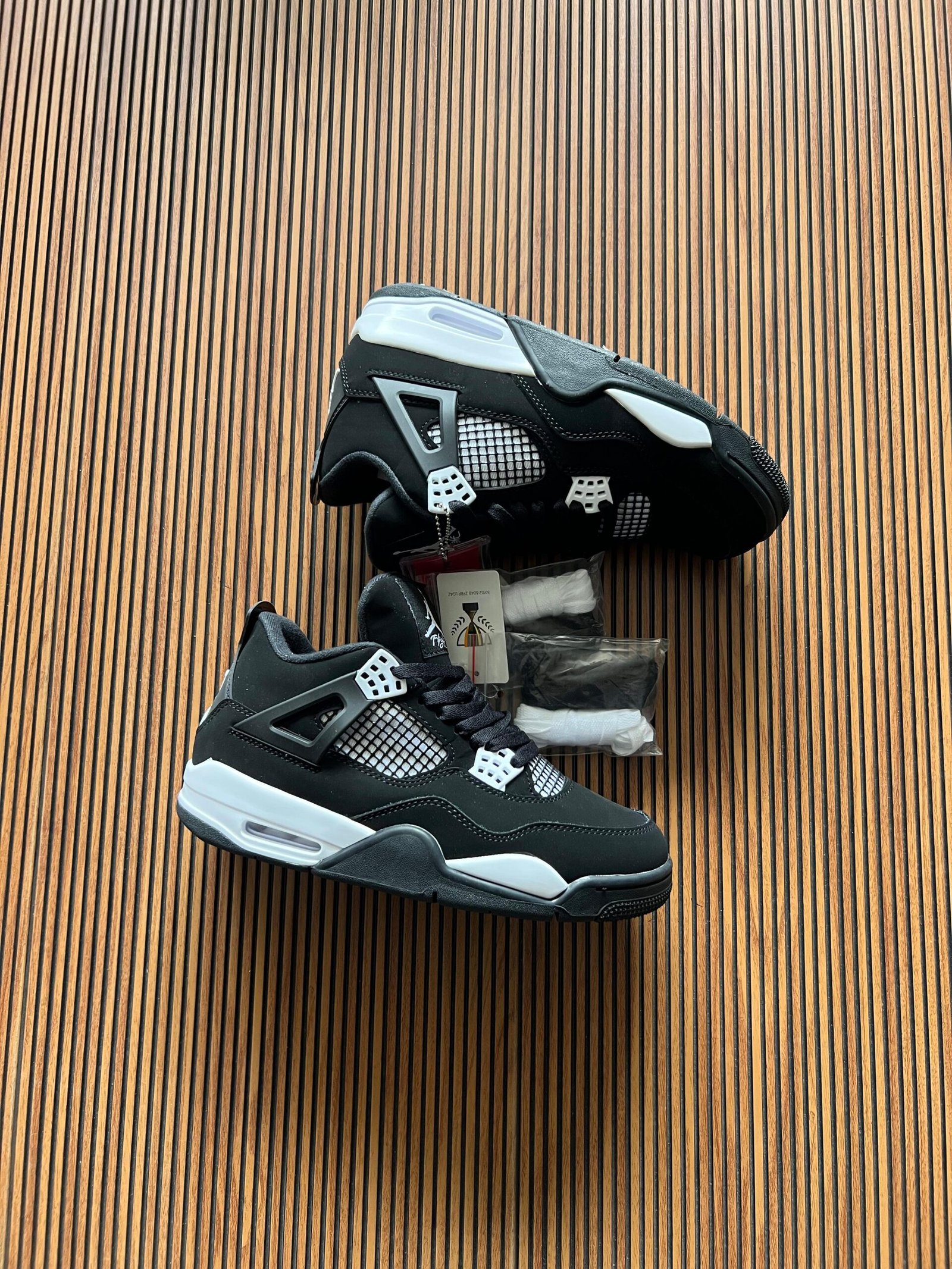 Black and White Thunder Retro 4 Sneakers For Boys (2)