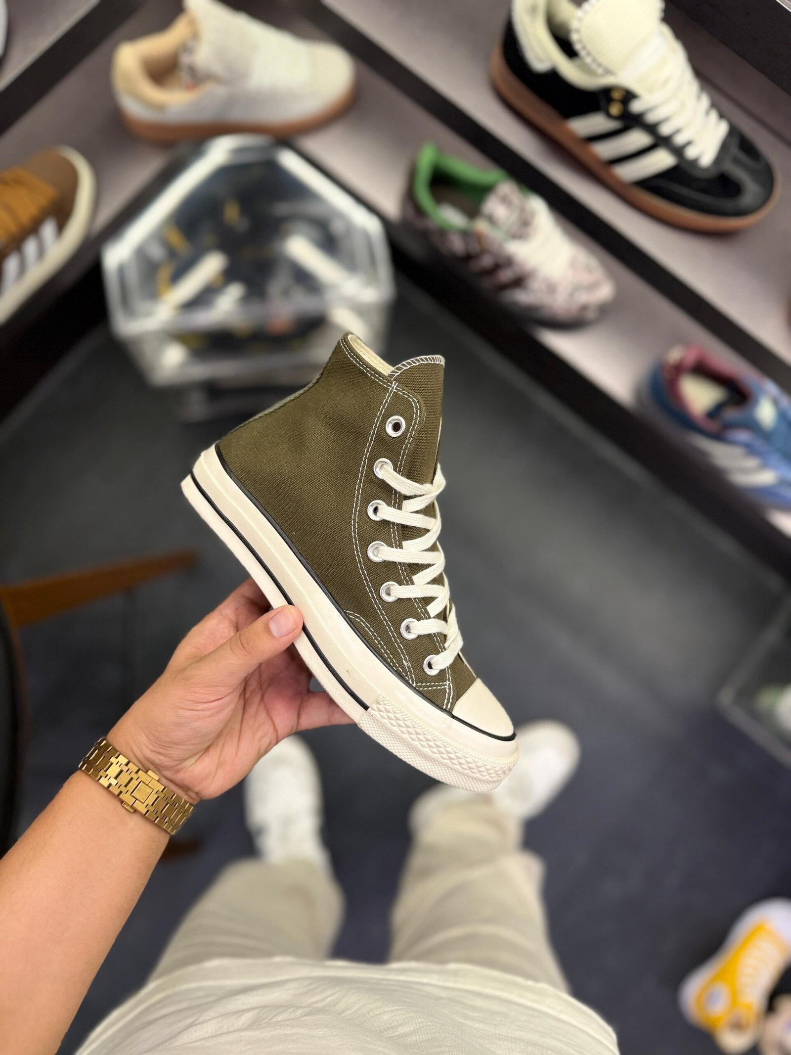 Chuck 70 Army Green Unisex Shoes (1)