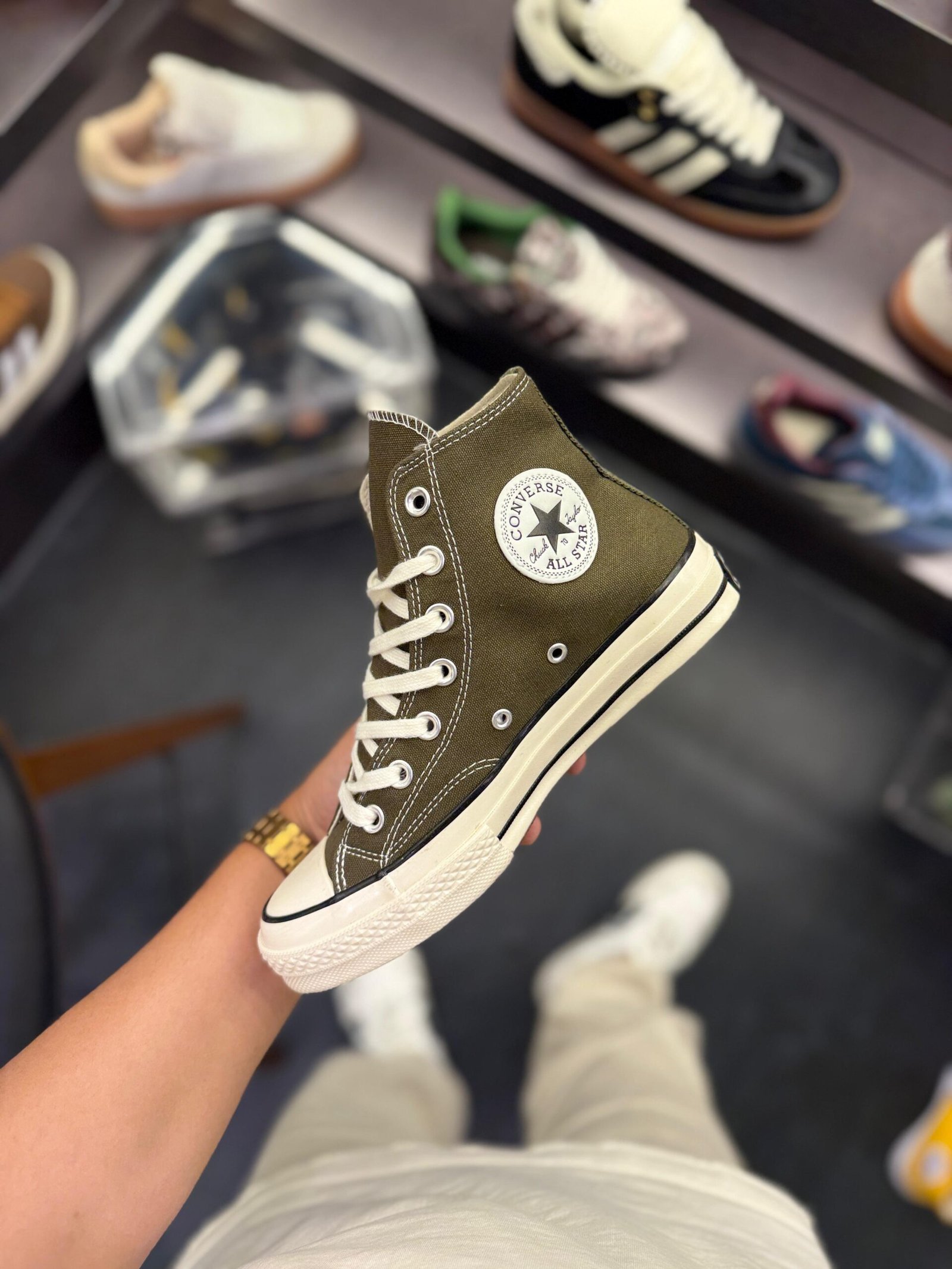 Chuck 70 Army Green Unisex Shoes (2)