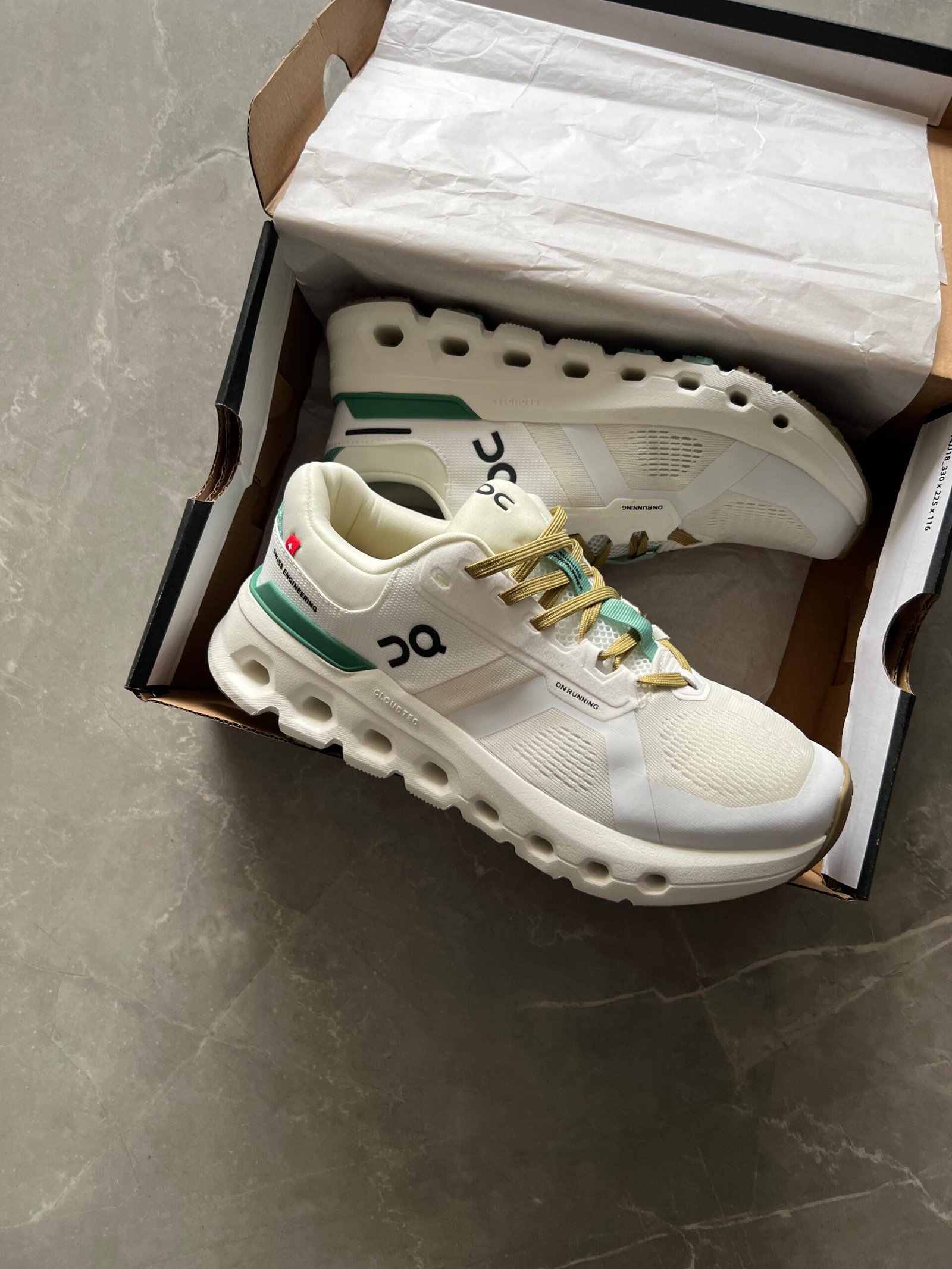 Cloud Runner 2 Sneakers For Boys On Sale (1) Cloud Runner 2 Sneakers For Boys On Sale (1)