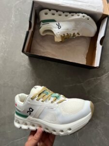 Cloud Runner 2 Sneakers For Boys On Sale (2)