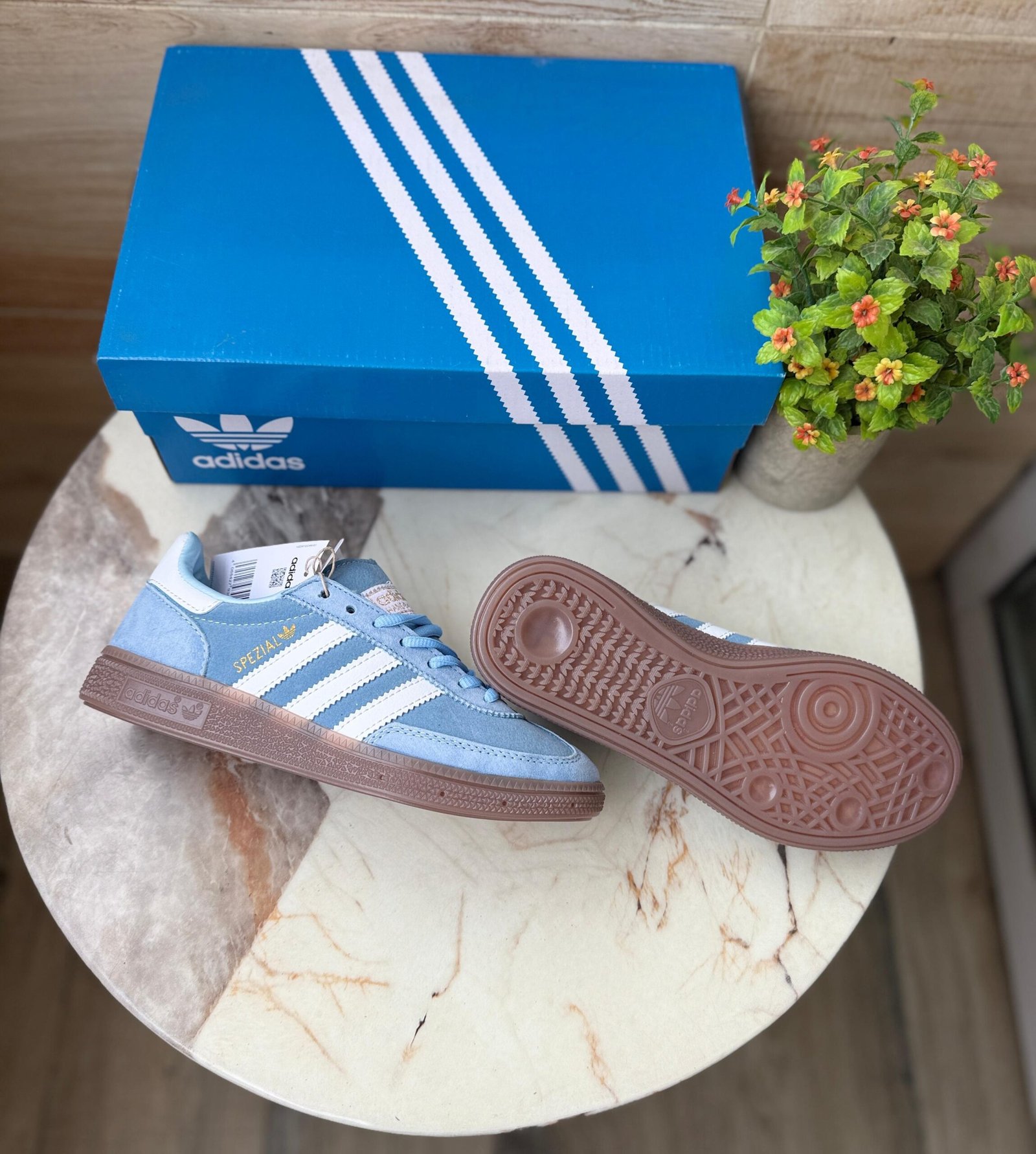 Handball Spezial Sky Affordable First Copy (3)