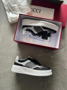 Imported Chunky Suede Sneakers For Boys (2)