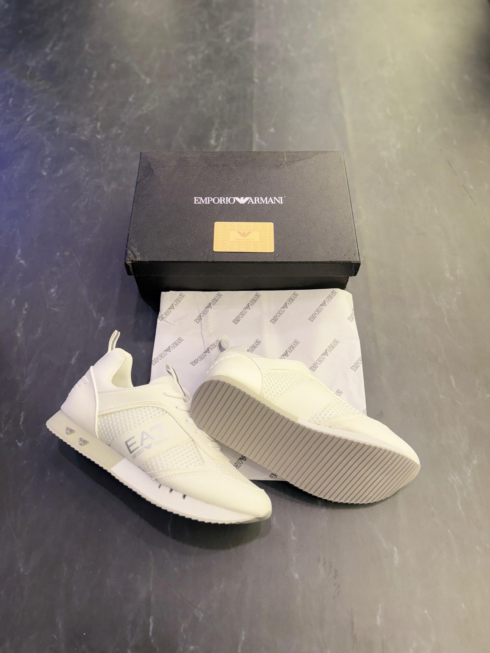 Latest Luxury White Sneakers On Sale (1)
