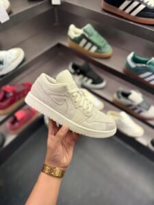 Low Se Craft Pale Ivory Sneakers On Sale (2)