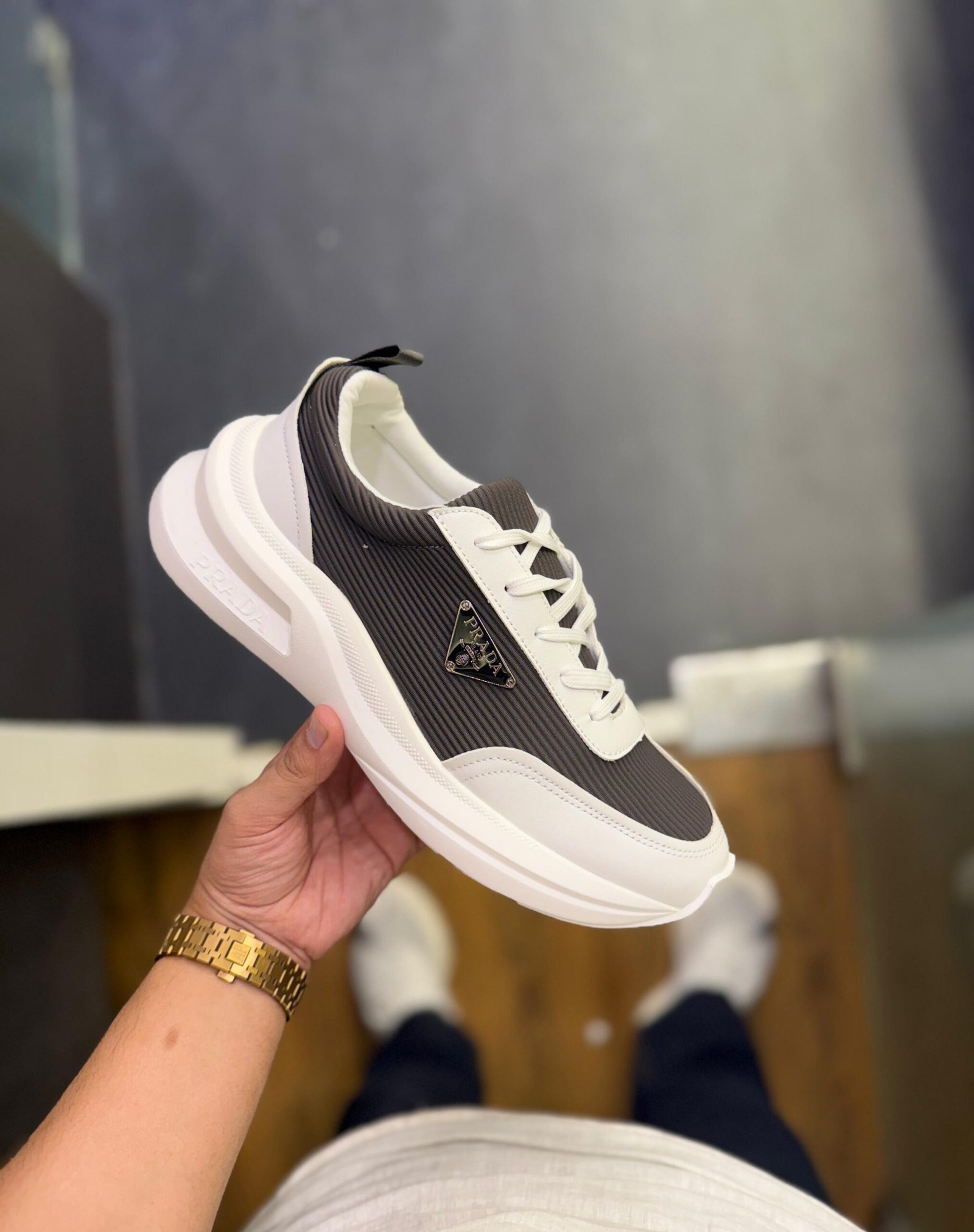 New In The House Italy Sneaker On Sale (3) New In The House Italy Sneaker On Sale (3)