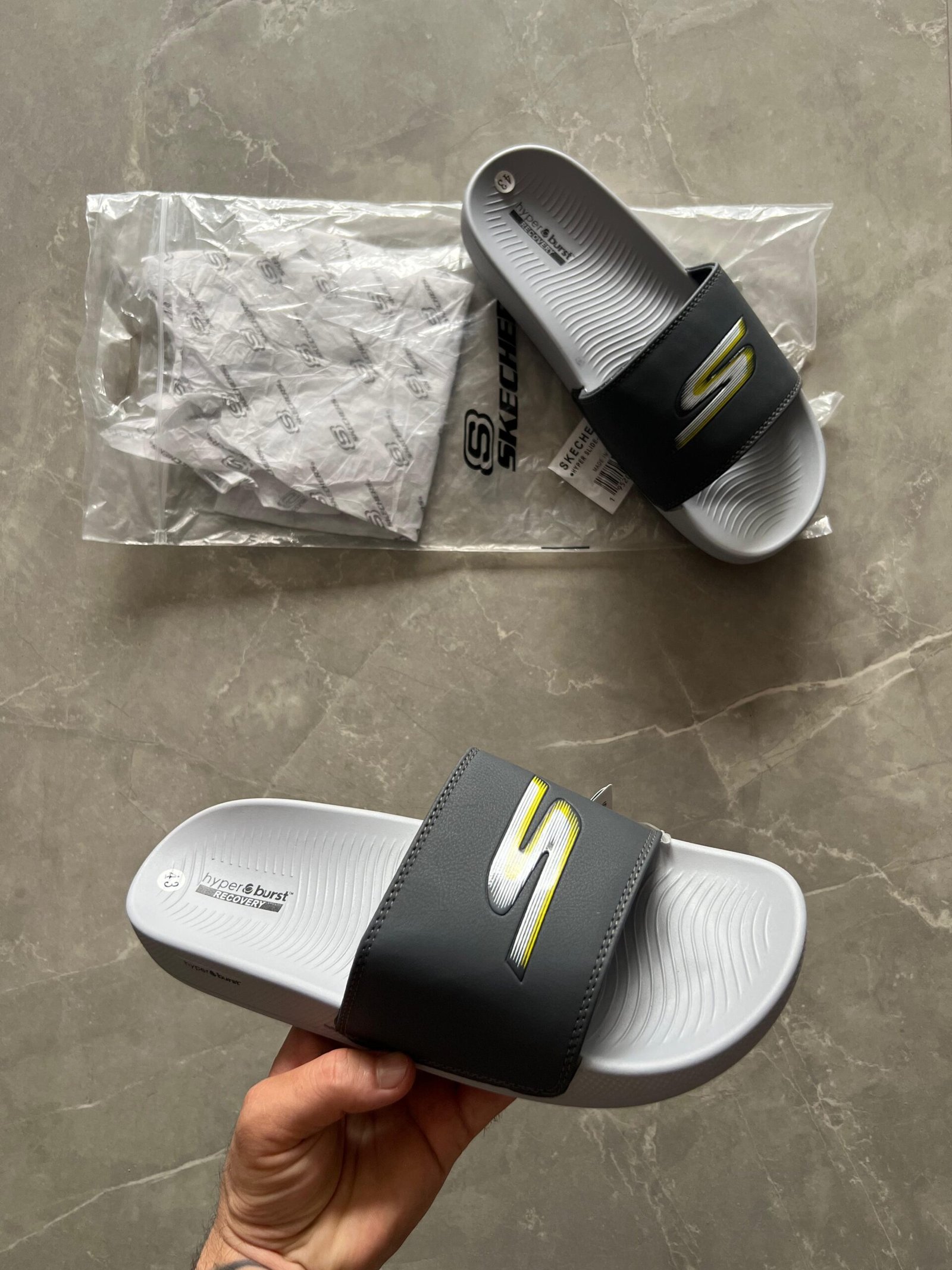 Premium Slides Imported On Sale 4 Colours (4)