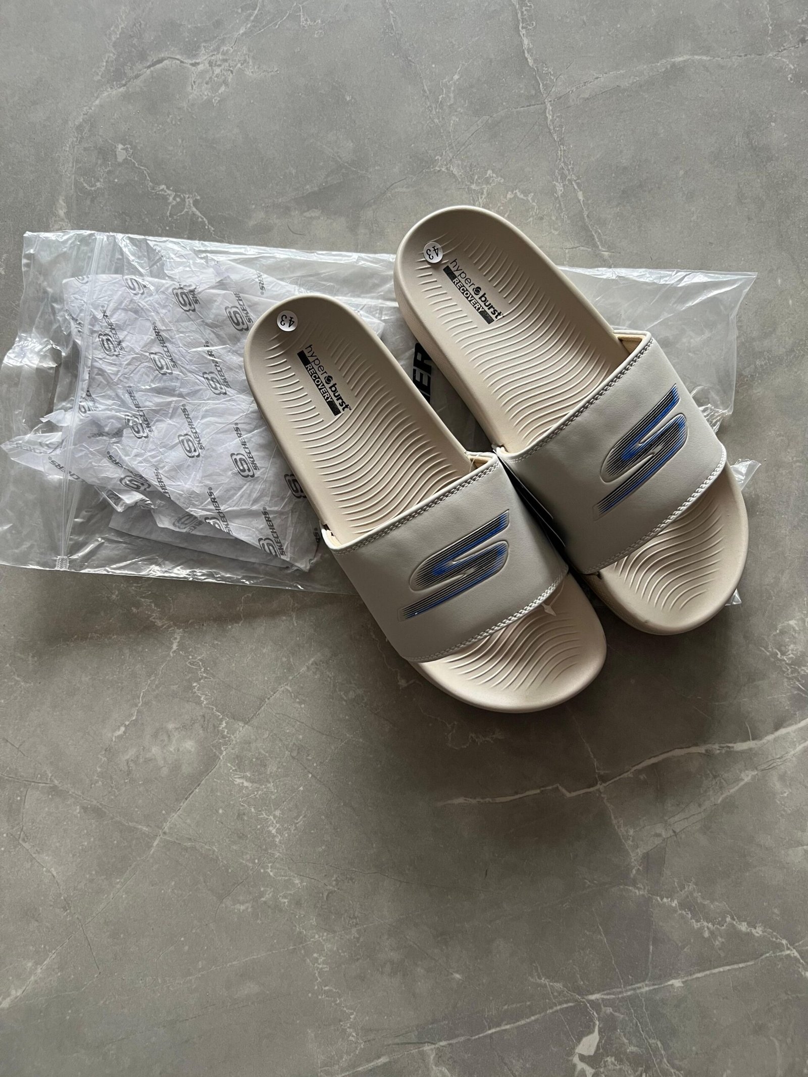 Premium Slides Imported On Sale 4 Colours (7)