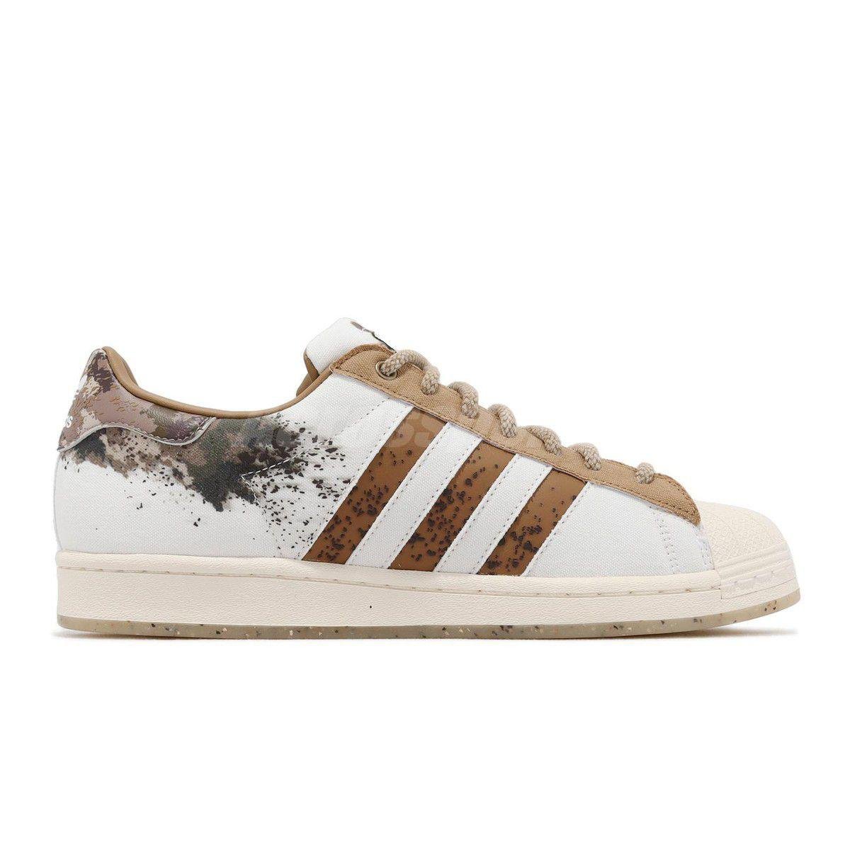 Superstar Cardboard Sneaker In Stock (1)