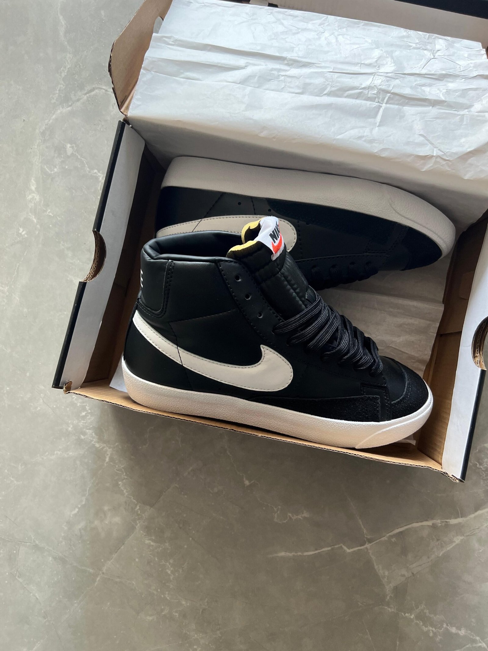 Blazer Mid Black White Sneakers For Boys (1)