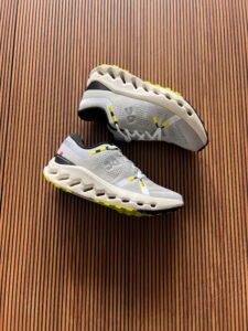 Cloud Running Ua Quality Sneakers 3 Colours (4)