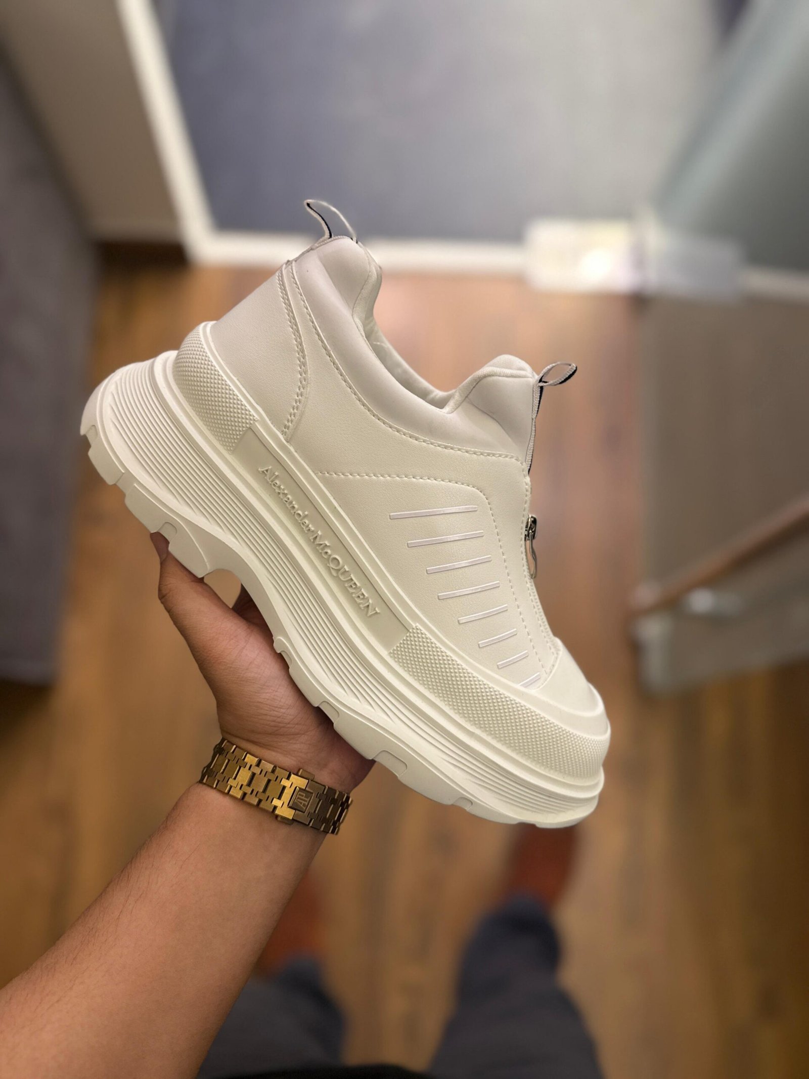 Fashionable Sneakers for Men – Urban Street Style (5) Fashionable Sneakers for Men – Urban Street Style (5)