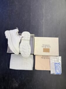 Fashionable Sneakers for Men – Urban Street Style (6)