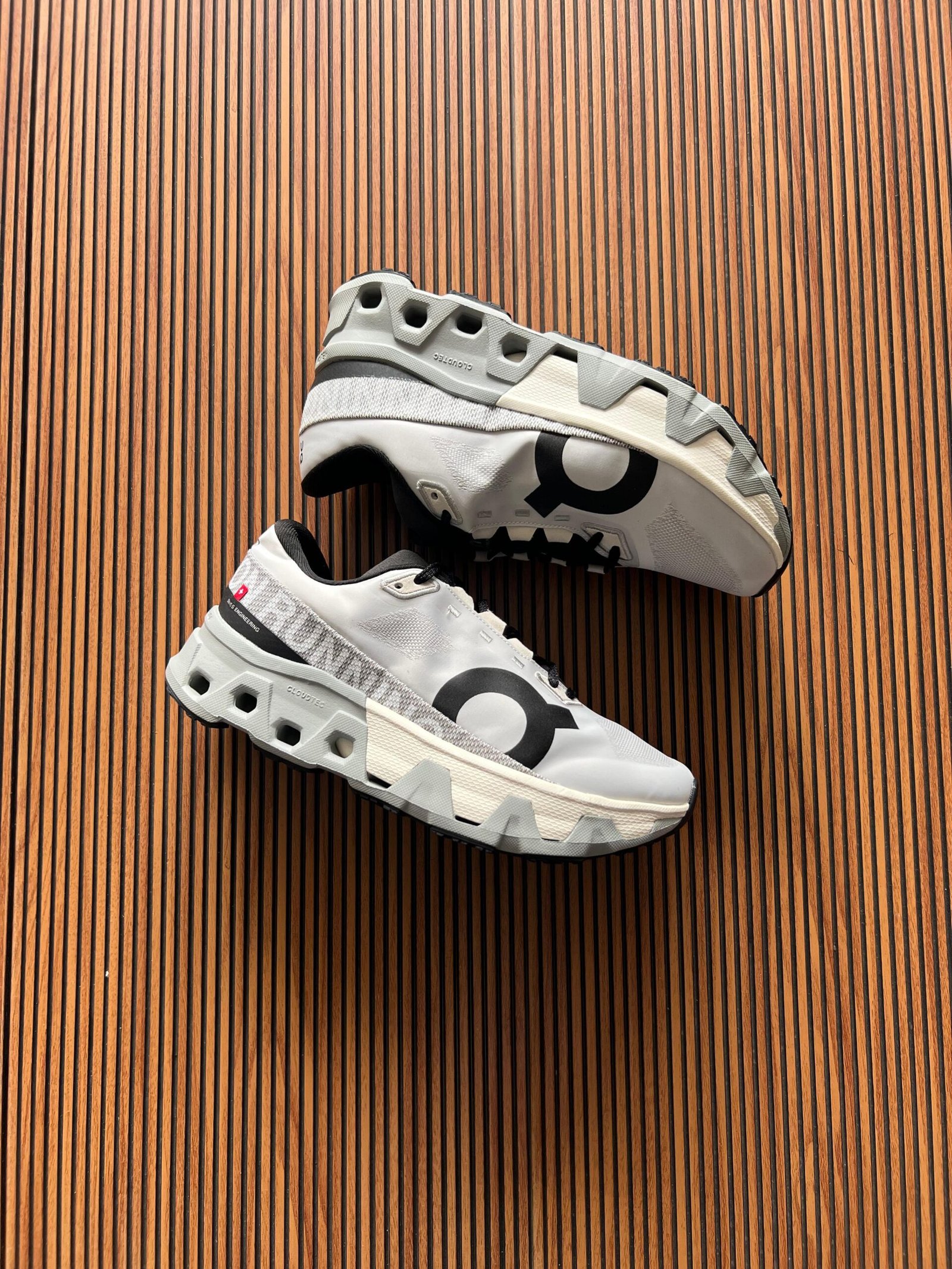 Imported Cloud Running UA Sneakers 2 Colours (4)