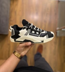 Men’s Sports Shoes For Gym & Training In Stock