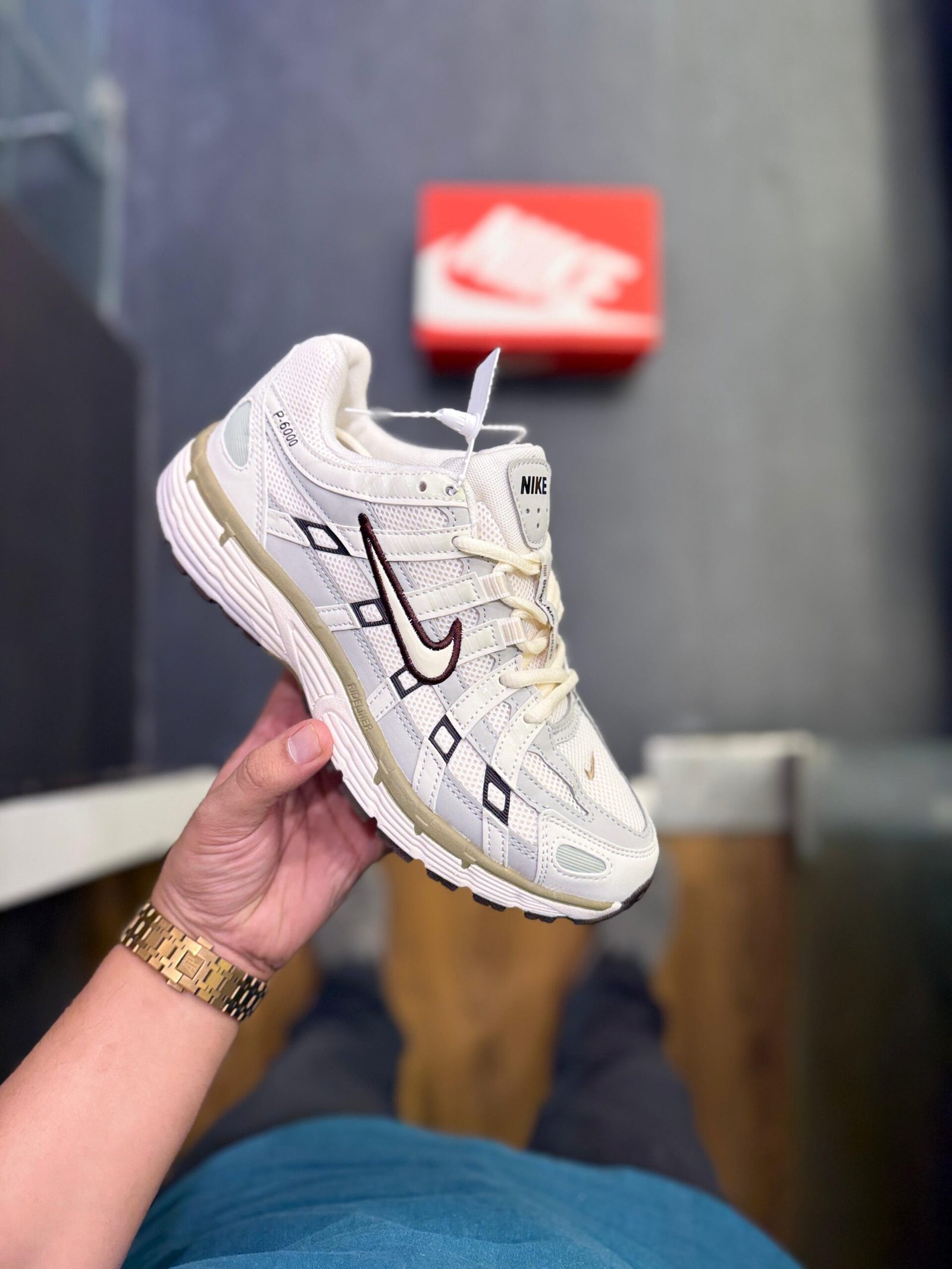 P-6000 Trainer Light Bone First Copy Edition (3)