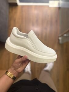 Premium 7a Quality Luxury Sneakers For Men (4)