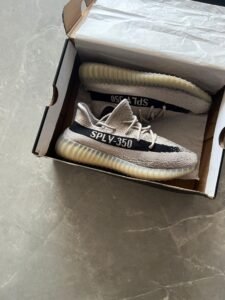 Yezzy Sply V2 350 Beigh Sneakers For Boys (2)