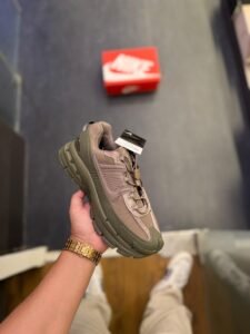 Zoom Vomero 5 Roam Green Sneakers In Stock (2)