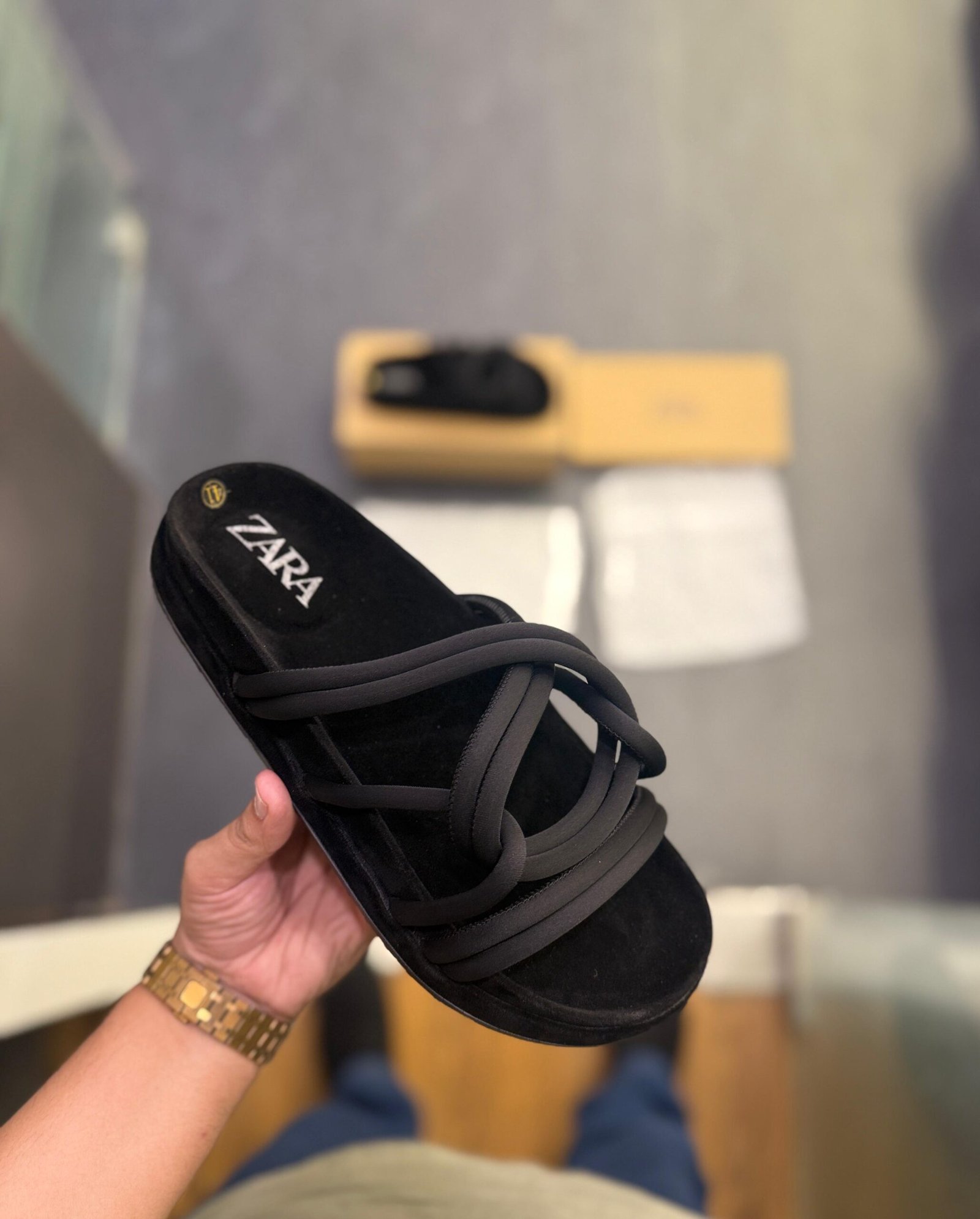 Aesthetic Mules & Premium Slides – New Store Collection (3)