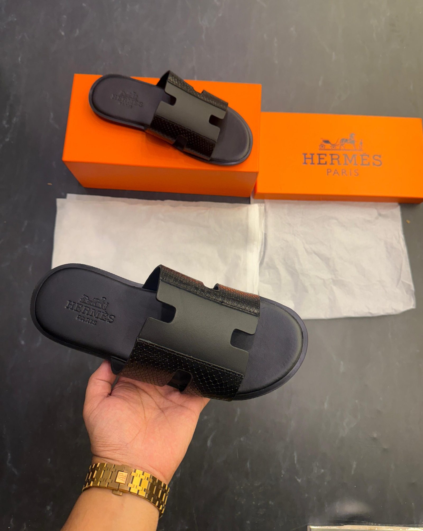 All Store Articles Aesthetic Mules (3) All Store Articles Aesthetic Mules (3)