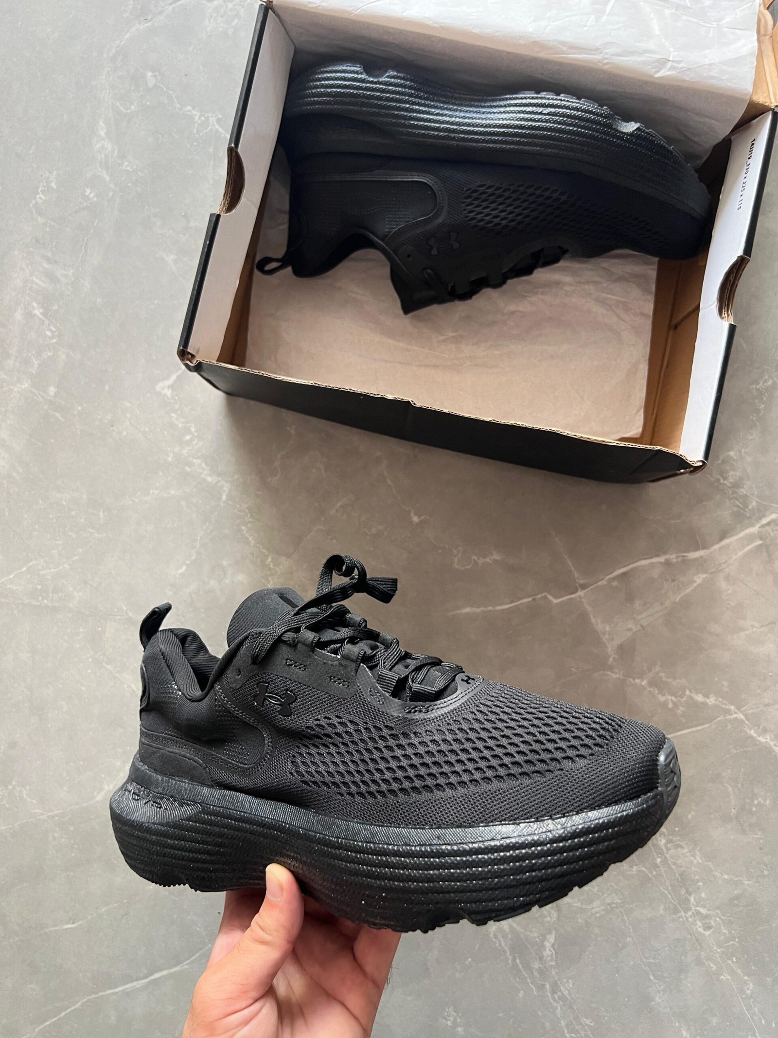 Luxury Aesthetic Mules & Premium Slides – Store Collection Armour Infinite 2 Sneakers On Sale 3 Colours (3)