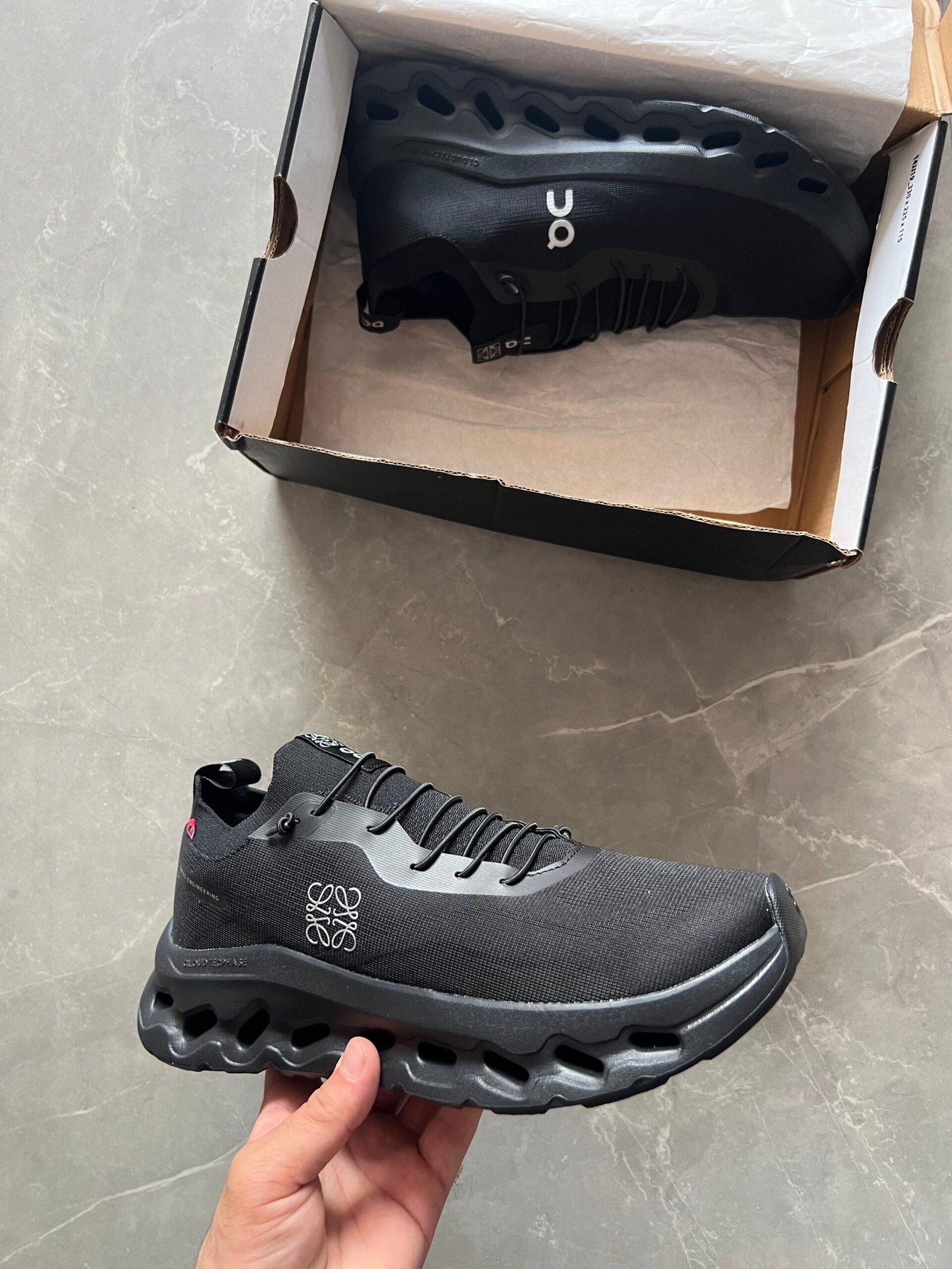 Cloud Running Loewe X On Sneakers 3 Colours (1)