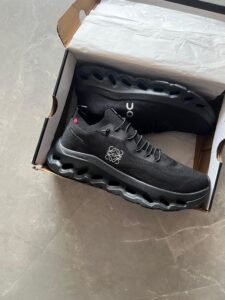 Cloud Running Loewe X On Sneakers 3 Colours (4)